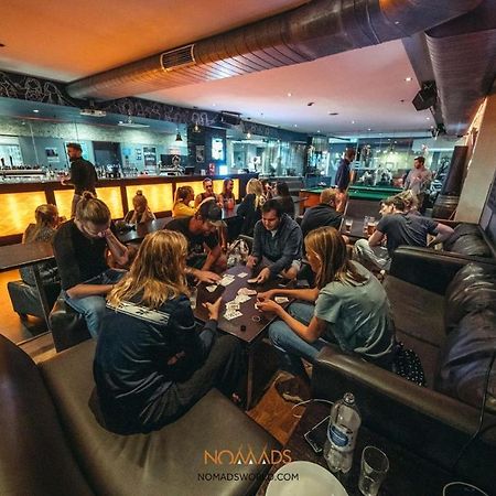 Хостел Nomads Melbourne Backpackers Экстерьер фото