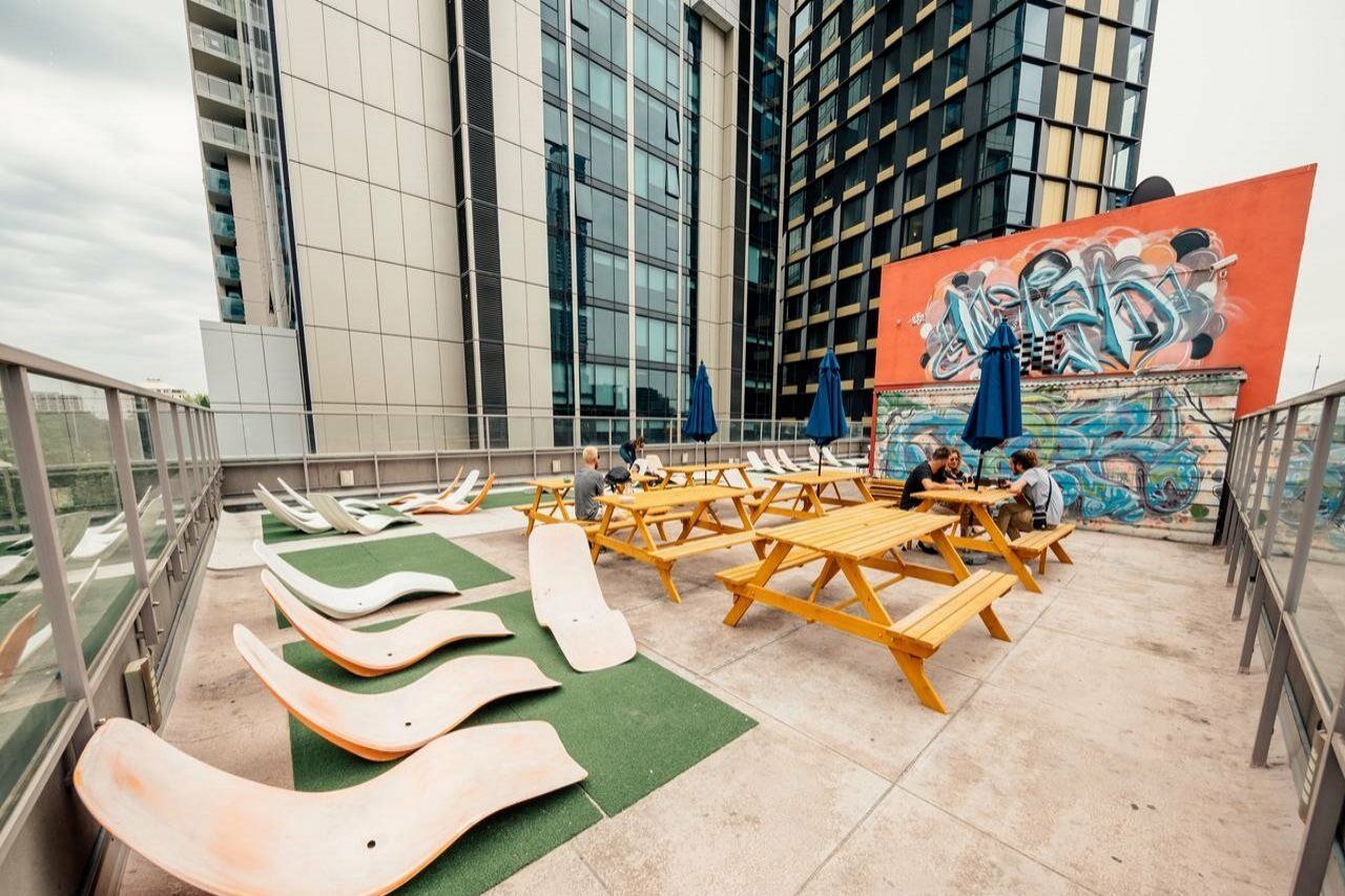 Хостел Nomads Melbourne Backpackers Экстерьер фото
