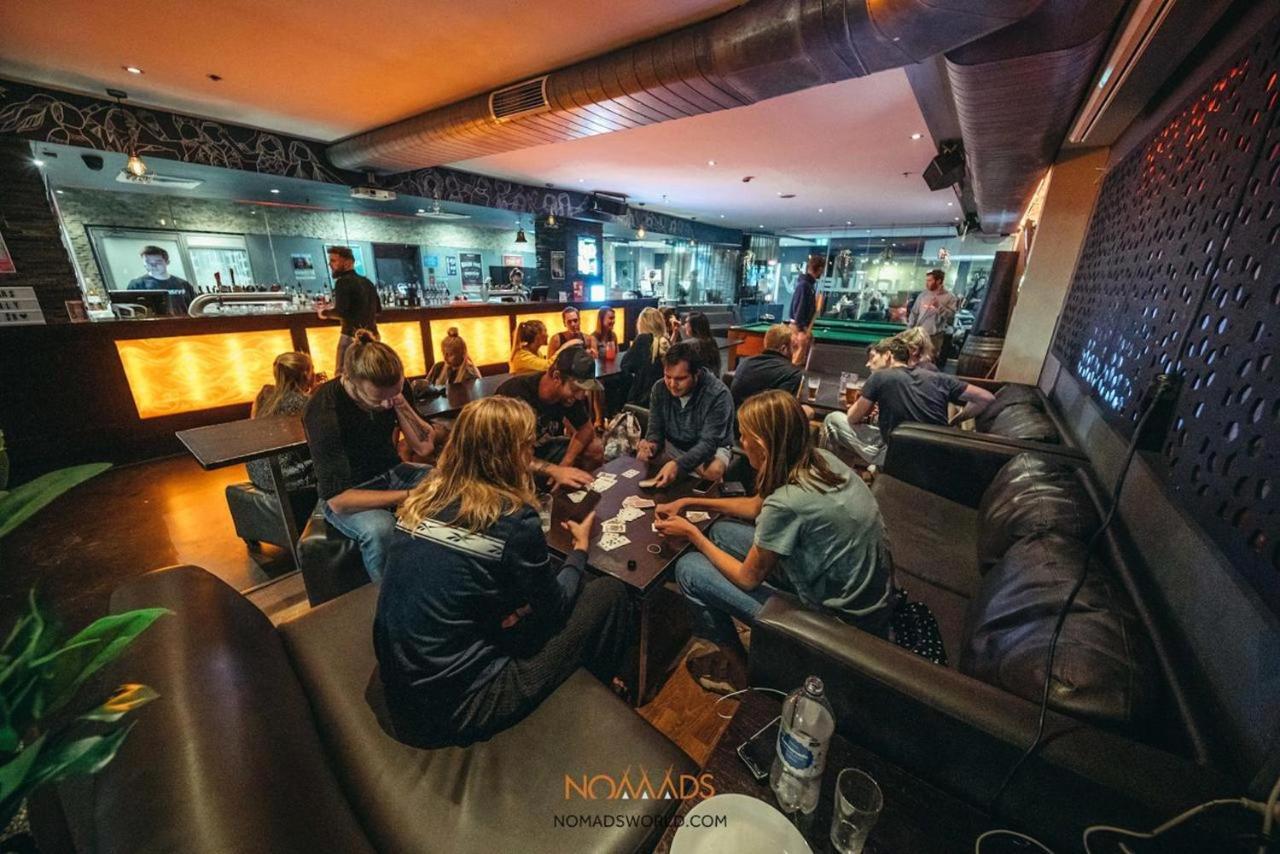 Хостел Nomads Melbourne Backpackers Экстерьер фото